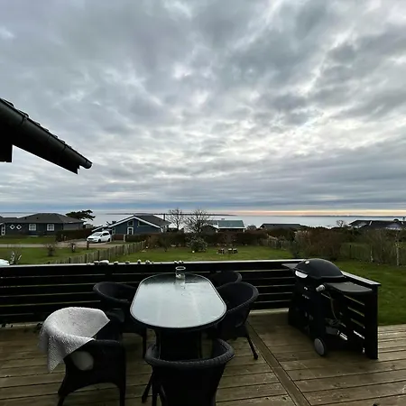 בית נופש Summerhouse With Sea View In South Funen *